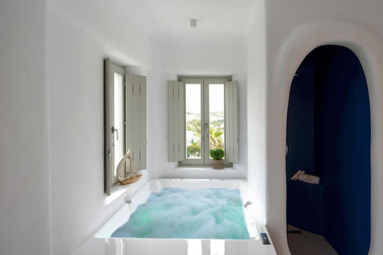 Angels Pillow Luxury Boutique Residence - Adults Only Náousa Exteriör bild