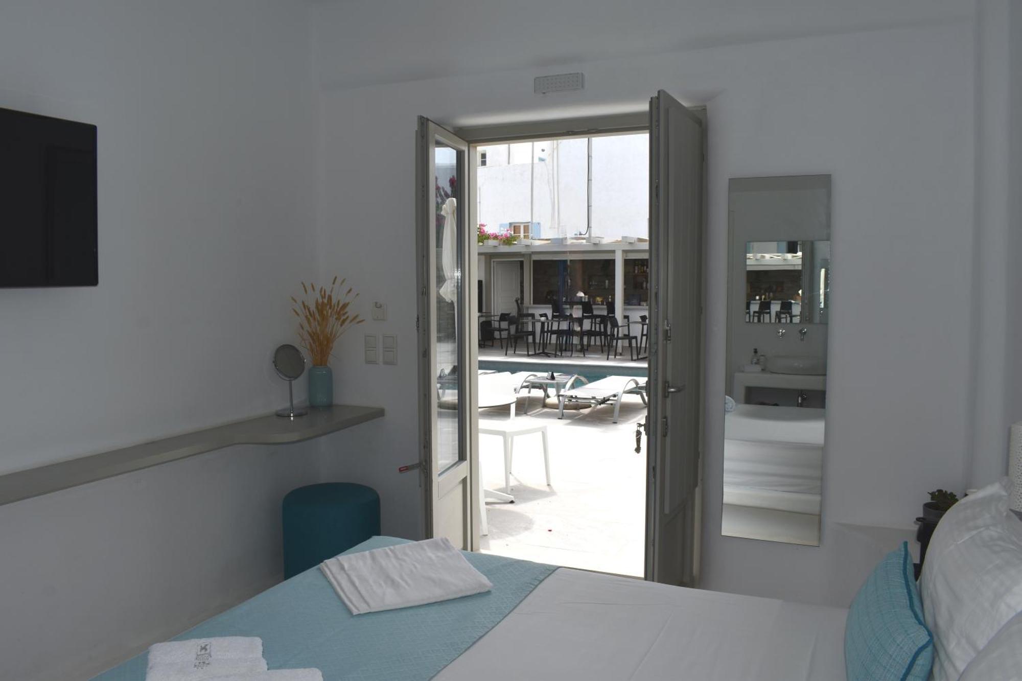 Angels Pillow Luxury Boutique Residence - Adults Only Náousa Exteriör bild